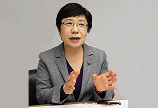 加藤由美子　かとう　ゆみこ　ベネッセ　教育総合研究所　グローバル教育研究室　室長